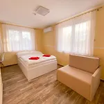 Aparthotel Fasor Vendeghaz