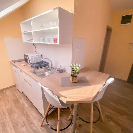 Fasor Vendeghaz Aparthotel Szeged